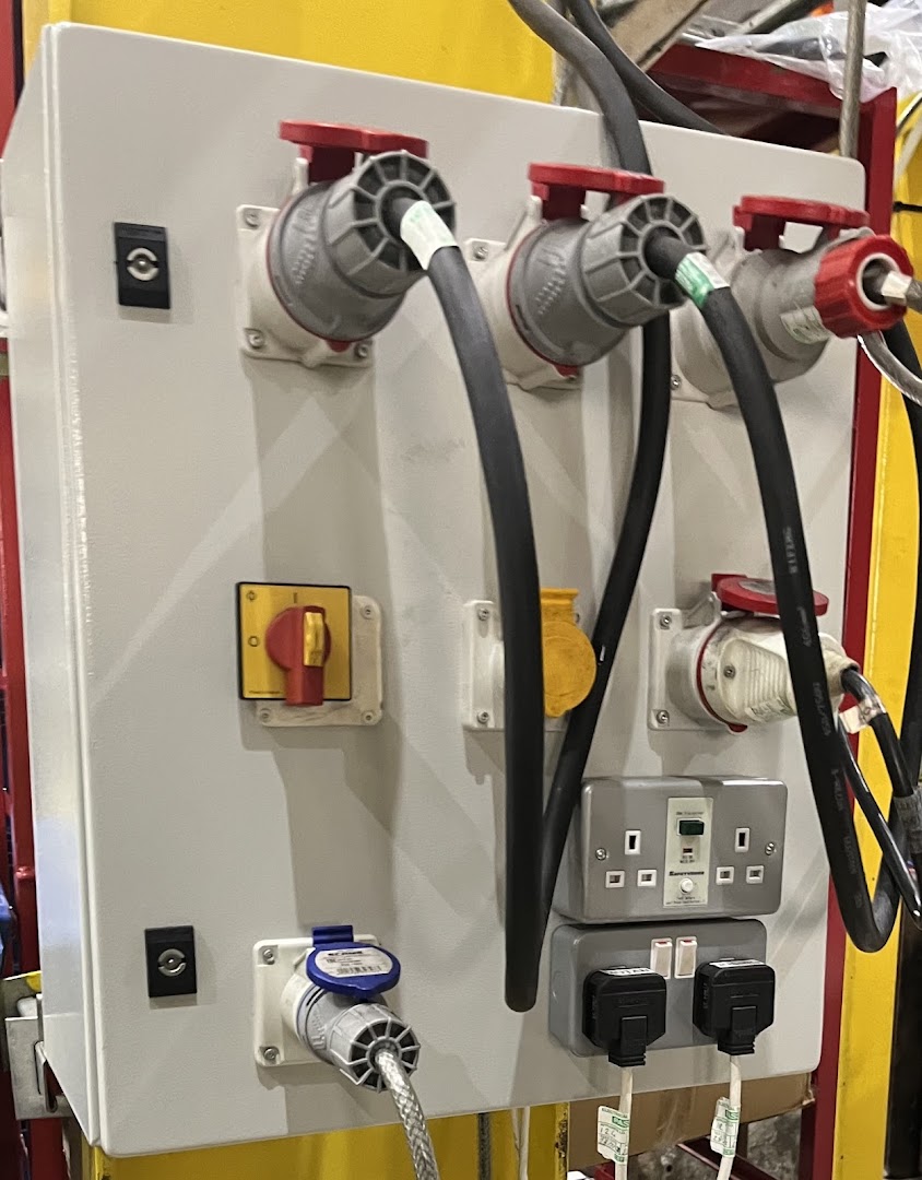 Hu1 Electricians Ltd — Photos 2